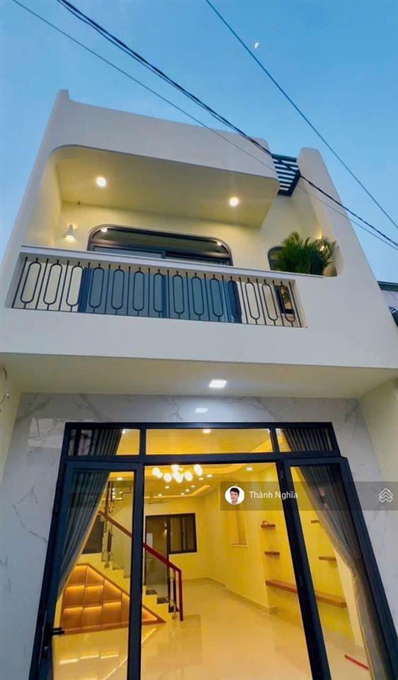 Nhà đẹp 2 tầng 70.4m2  gần bệnh viện lê văn thịnh, hẻm xe hơi 2pn, 3wc chỉ 7.4 tỷ