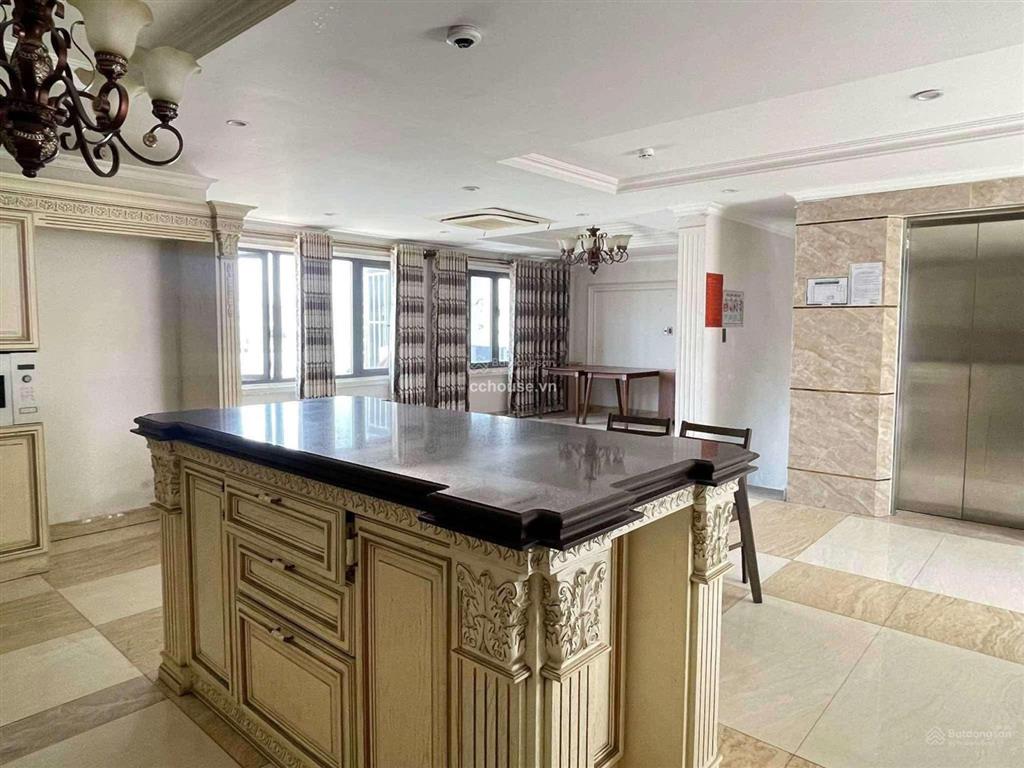 Building vp hầm  7 tầng sư vạn hạnh. dt 11m*20m. dts 1.200m2. giá 69.8 tỷ