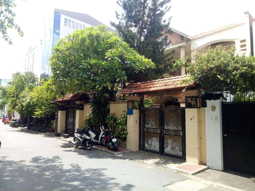 Nhà riêng phong cách biệt thự khu vip lê văn sỹ  1 trệt 3 lầu. dt 9*22m = 200m². giá bán 37.9 tỷ