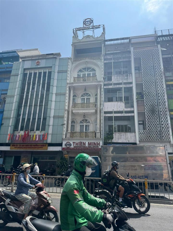 Chỉ 25 tỷ sở hữu toà nhà 6 tầng  thang máy  2 mặt tiền đường 3/2. dt 4,3m * 17m. dts~360m²