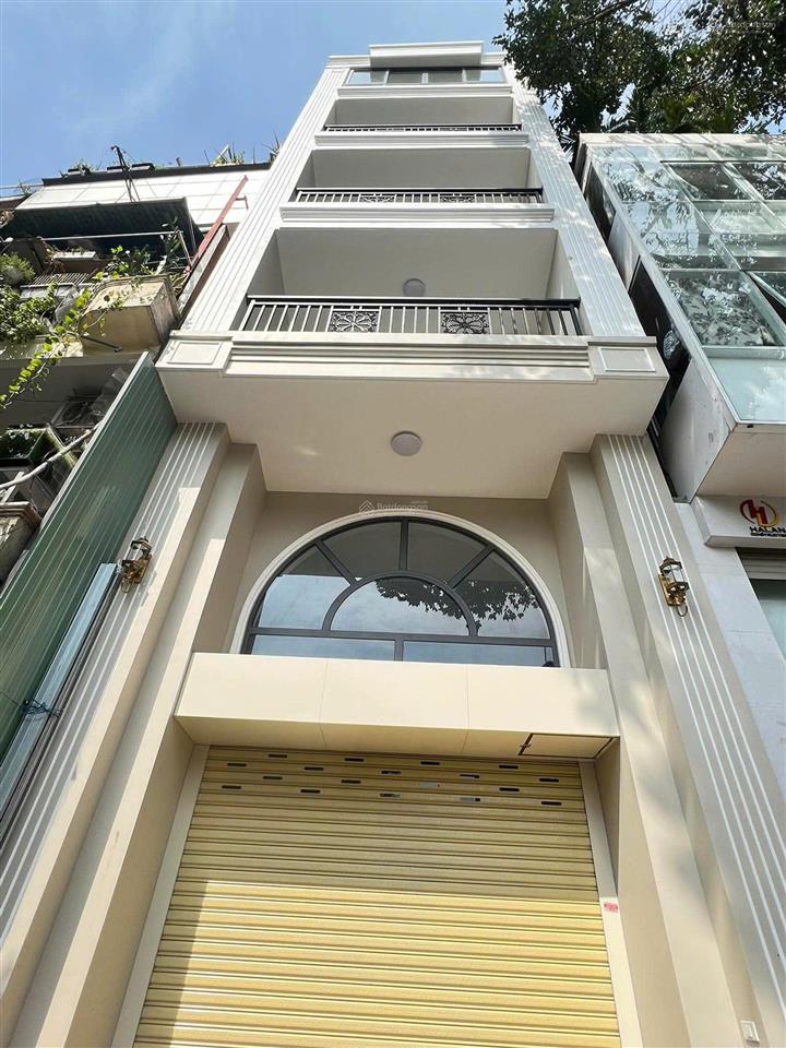 Tòa nhà mới 100%  6 tầng  thang máy 2 mặt tiền đường ngay lê văn sỹ. dt 5m * 15m. giá 31 tỷ tl