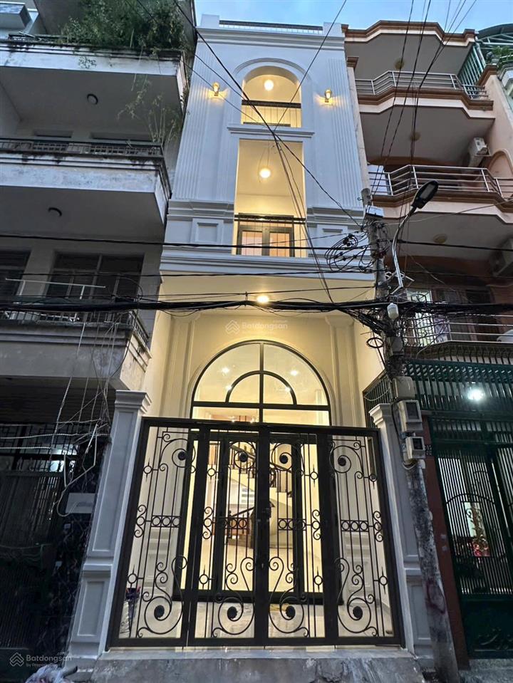 Hot!!!!!! hạ giá bán nhanh từ 17,5 tỷ chỉ còn 15,2 tỷ. hẻm oto 8m đường cmt8. dt 4m*18m  5 tầng