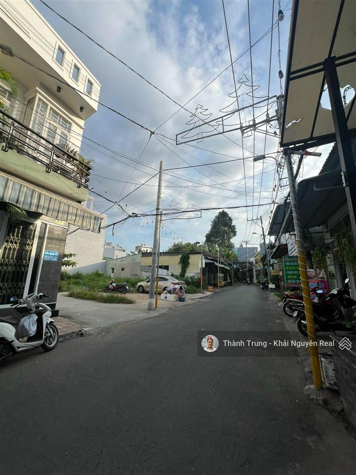 Bán lô đất mặt tiền kd đường lớn 20m, ngay gần cây xăng nguyễn duy trinh, gần chợ, trường học.