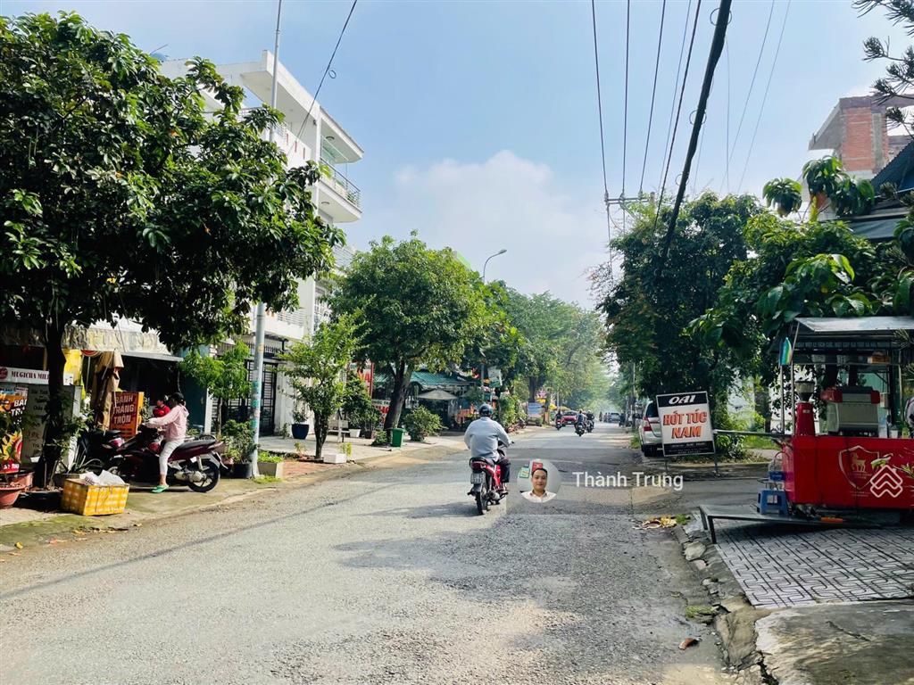 Hàng hiếm mặt tiền kinh doanh đường d3, diện tích 16m x 20m, 320m2 giá chỉ 78tr/m2 rẻ nhất khu vực