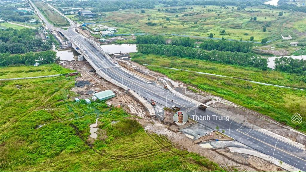 Chính chủ gửi bán nền biệt thự góc 2 mặt tiền vị trí đẹp, giá chỉ 23,8 tỷ. sổ hồng riêng hỗ trợ vay