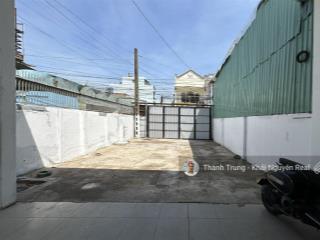 Bán nhà mặt tiền kinh doanh ngay tây hoà  đỗ xuân hợp. dt 6m x 20m. 118m2. giá chỉ 9,5 tỷ còn tl