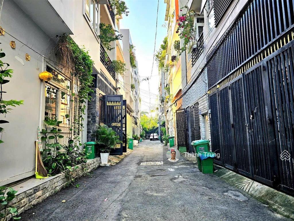 Bán lô đất ngang 6m 2 mặt tiền trước sau hxh đường nguyễn thị định, gần tthc thủ đức. giá 8,9 tỷ