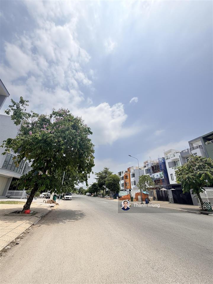 Chủ đang rất gấp bán! căn nhà mặt tiền kinh doanh đường huy cận 30m. giá rẻ nhất thị trường