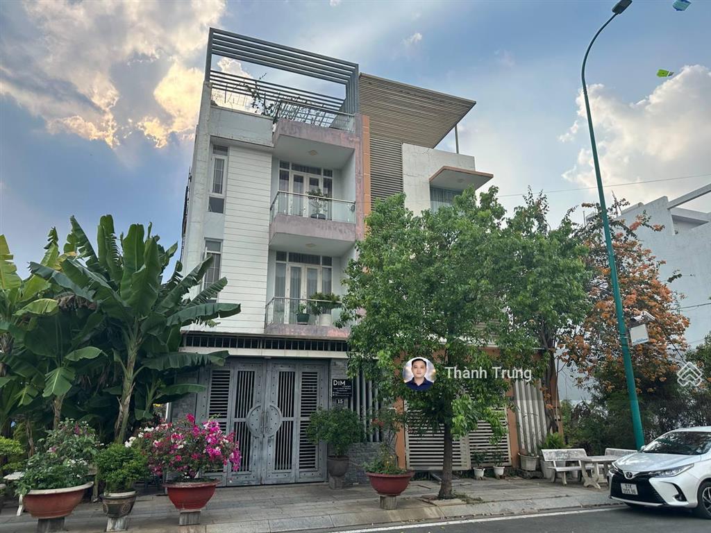 Chính chủ bán căn nhà mặt tiền đường số 8, nrc liền kề the global city. rẻ bằng giá đất khu vực