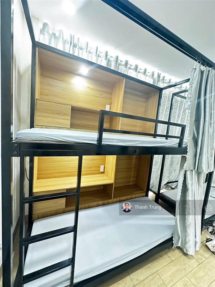 Hàng hot, bán căn nhà làm chdv vị trí ngay kế bên đỗ xuân hợp, gần các trường đại học, cđ.