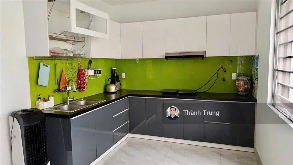 Cần bán căn nhà 4 tầng, kdc nam long. dt ngang 6m, dài 20m. đang cho thuê 23tr/tháng giá rẻ