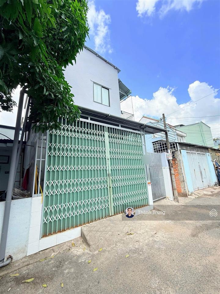 Giá giảm cực sâu, bán nhanh dãy trọ 12 phòng ngay sát bên the global city. chỉ còn 9,7 tỷ quá rẻ