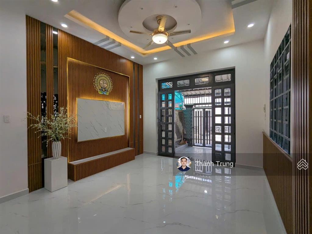 Thiện chí bán nhanh trong tháng. căn nhà góc 2 mặt tiền đẹp tại đường số 18, btđ, quận 2