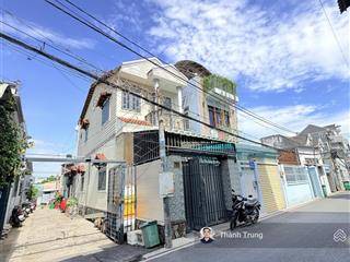 Thiện chí bán nhanh trong tháng. căn nhà góc 2 mặt tiền đẹp tại đường số 18, btđ, quận 2