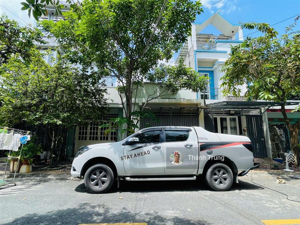 Cần bán gấp! căn nhà mt đường số 14 phước bình. giá chỉ 8,7. sổ công nhận 106m2