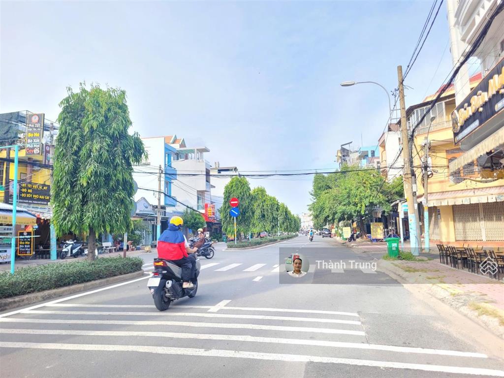 Gấp bán, chủ rất thiện chí bán căn nhà mặt tiền đại lộ ii, phước bình, gần chợ, giá chỉ 12,3 tỷ tl