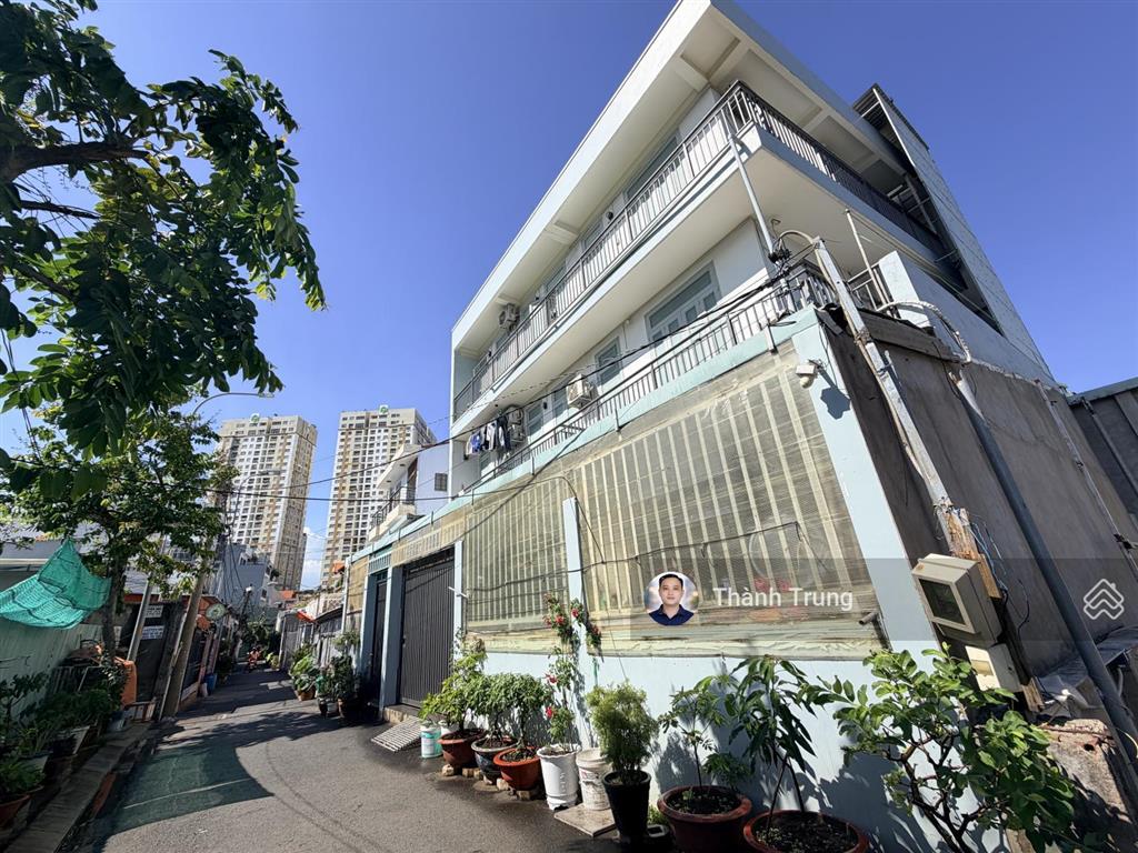 Bán đất mặt tiền đường ô tô tại thảo điền, mt ngang 8m vuông vức sạch đẹp, giá 13,6 tỷ sổ sẵn ở nhà