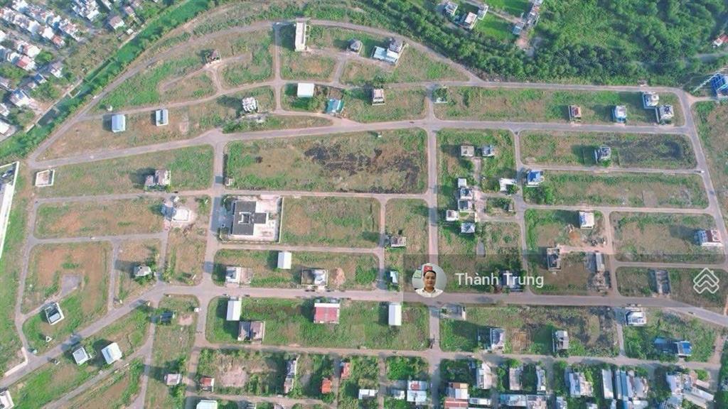 Bán gấp đất biệt thự khu phú nhuận 69tr/m2. vị trí đẹp, gần the global city. sổ hồng riêng
