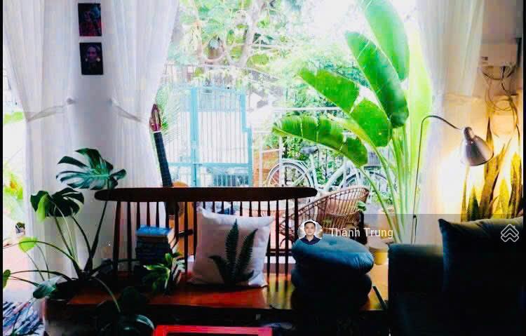 Bán căn nhà góc 2 mặt tiền đường số 61, thảo điền  quận 2. đường ô tô thông, giá chỉ 9,9 tỷ còn tl