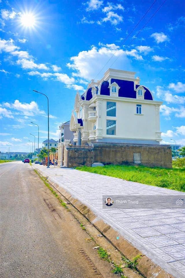Bán đất biệt thự phú nhuận giá rẻ chỉ 59tr/m2 còn bớt. vị trí gần the global city, liên phường
