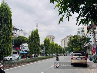 Bán gấp căn nhà mặt tiền kinh doanh đường đại lộ 3 phước bình, giá chỉ 11 tỷ còn thương lượng