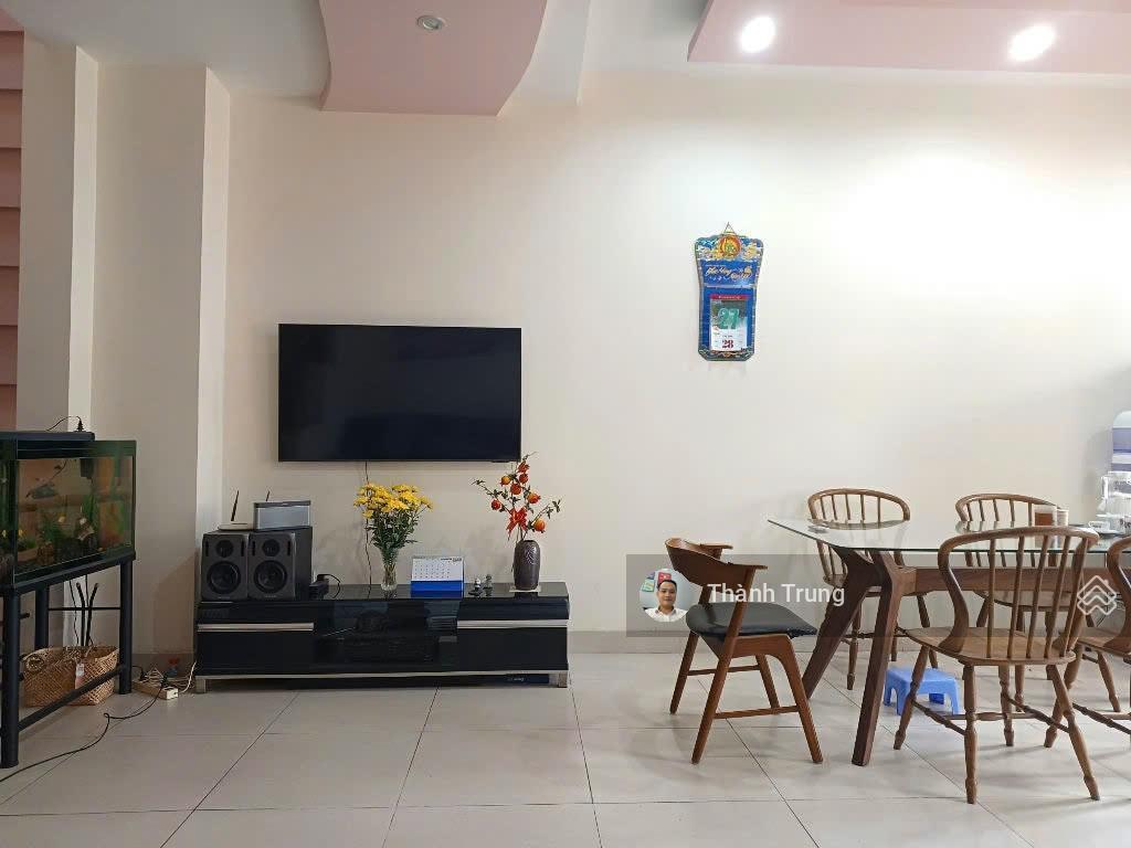 Bán nhà mặt tiền kinh doanh đường liên phường, vị trí giáp the global city. số nhà siêu đẹp, giá rẻ