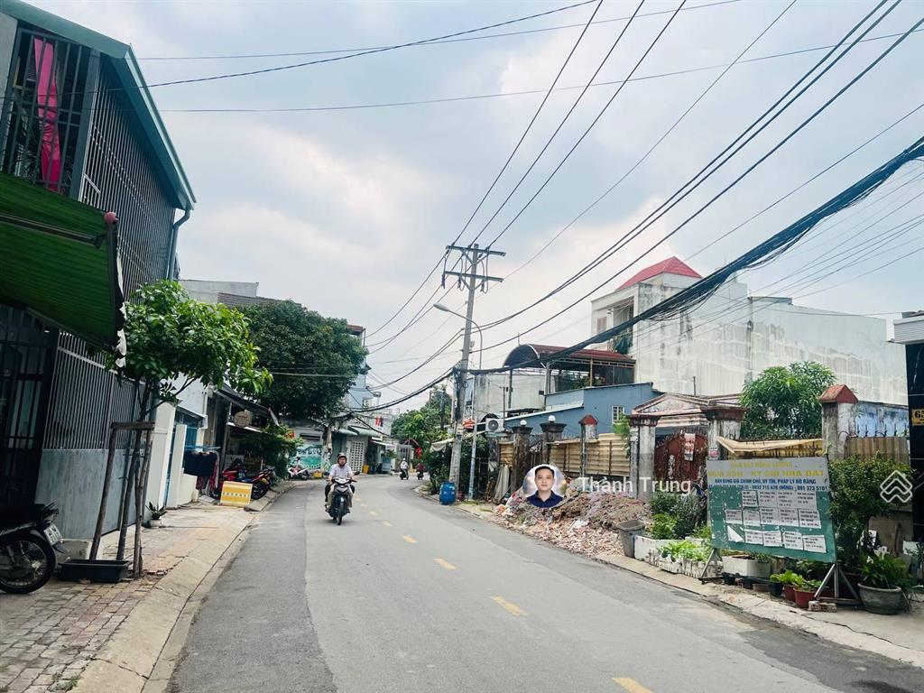 Cần bán gấp căn nhà mặt tiền kinh doanh đường số 297. giá bán 9 tỷ còn tl. gần đại học văn hoá