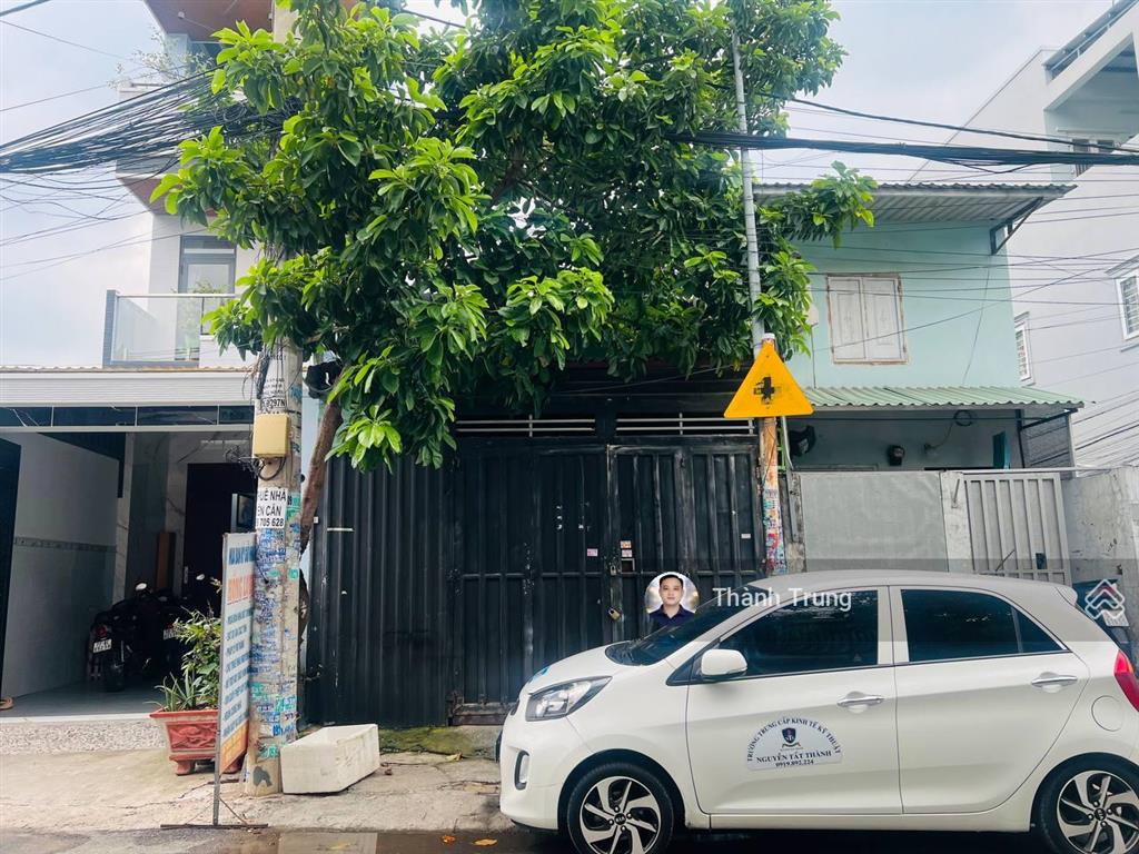 Cần bán gấp căn nhà mặt tiền kinh doanh đường số 297. giá bán 9 tỷ còn tl. gần đại học văn hoá