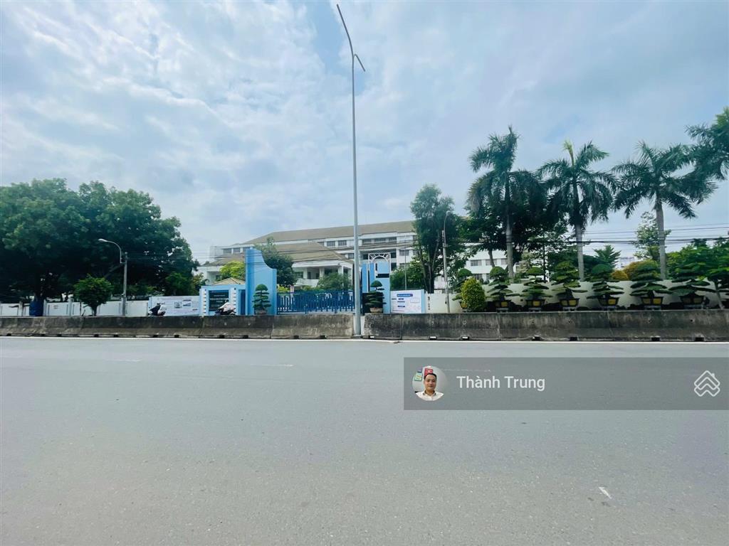 Bán lô đất mặt tiền kinh doanh đường liên phường, liền kề the global city giá đầu tư, dt 6m x 24m