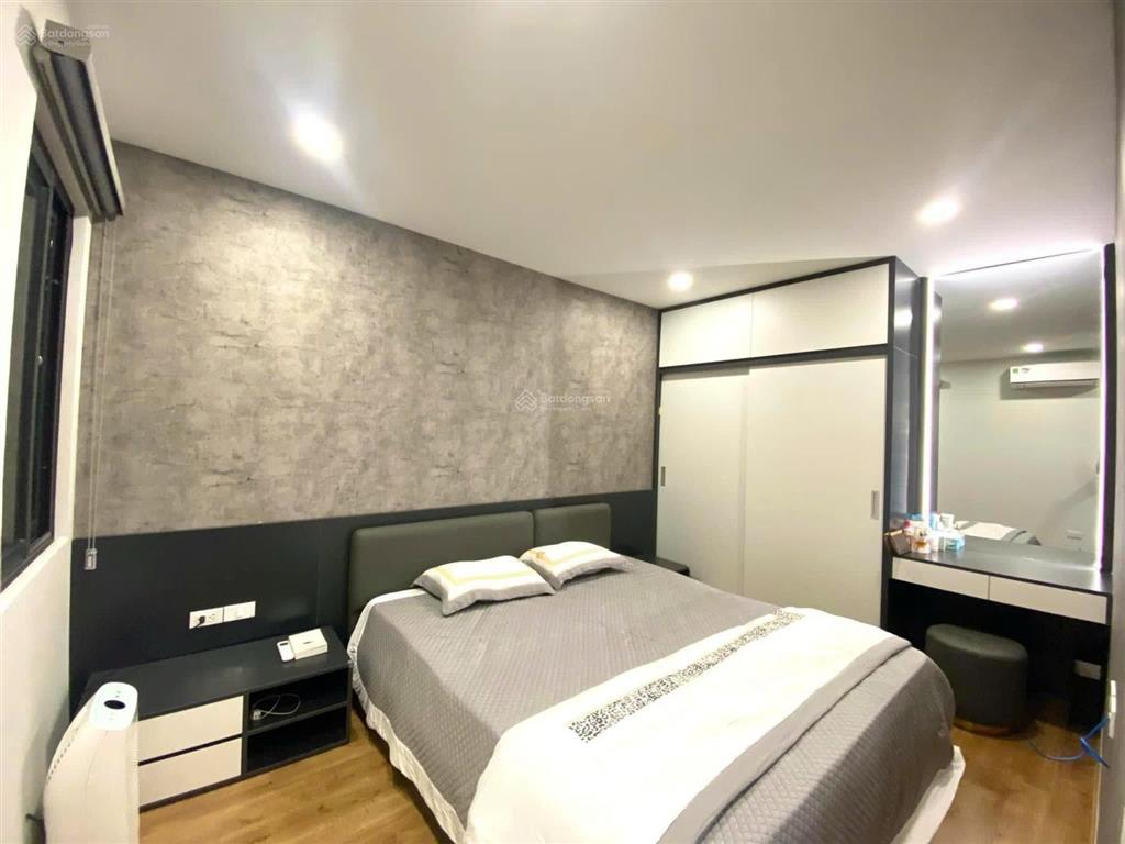 Bán nhanh căn góc 3 ngủ 93 m² full đồ chung cư 897 giải phóng.  0335 363 ***
