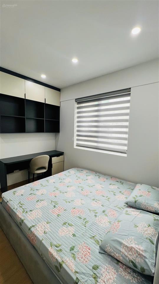 Chính chủ cần bán căn hộ 67 m², 2 ngủ, 2 vệ sinh có slot ô tô