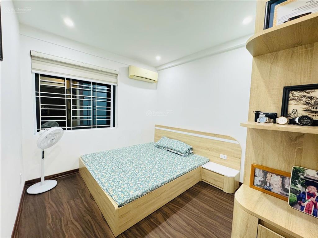 Chính chủ cần bán căn hộ nơ 3  bán đảo linh đàm 76 m 3 ngủ full đồ