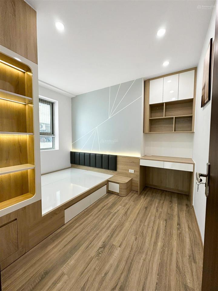 Bán căn hộ hh2 linh đàm tầng 8  3 ngủ full nội thất đẹp