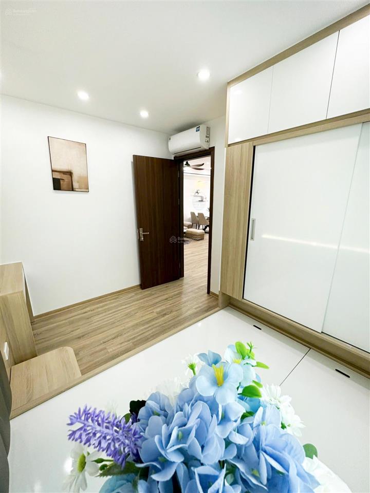 Bán căn hộ hh2 linh đàm tầng 8  3 ngủ full nội thất đẹp