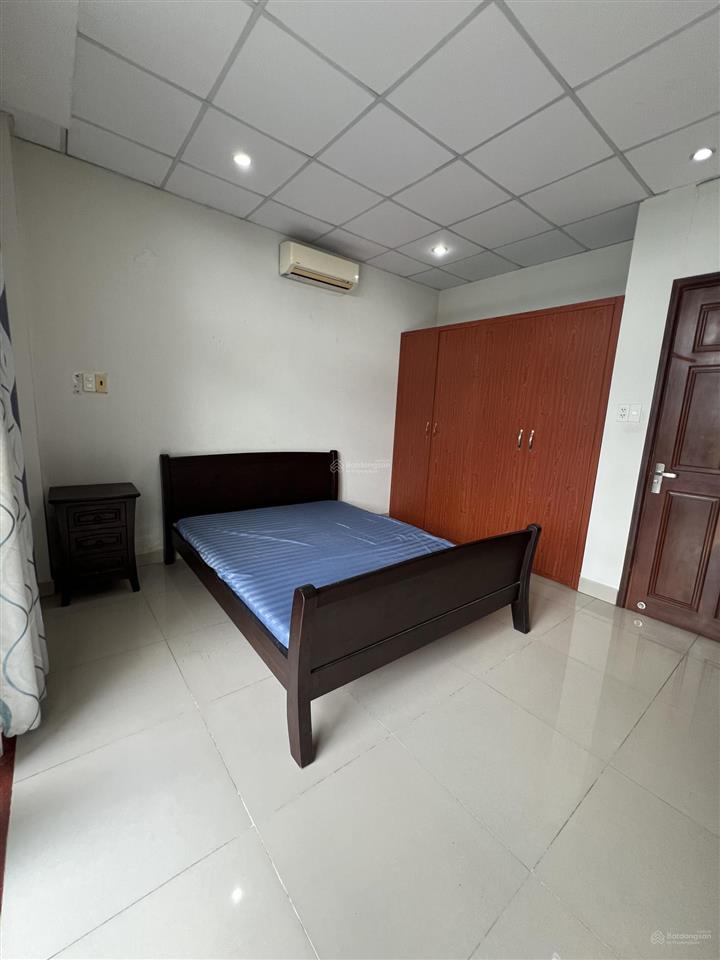 Cho thuê chdv gần ga t3, 2 pn, full nội thất, có thang máy, hầm để xe, chỉ 10tr