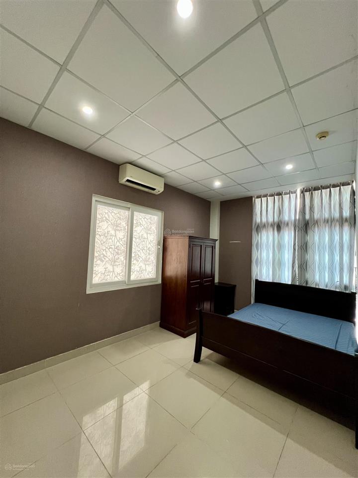 Cho thuê chdv gần ga t3, 2 pn, full nội thất, có thang máy, hầm để xe, chỉ 10tr