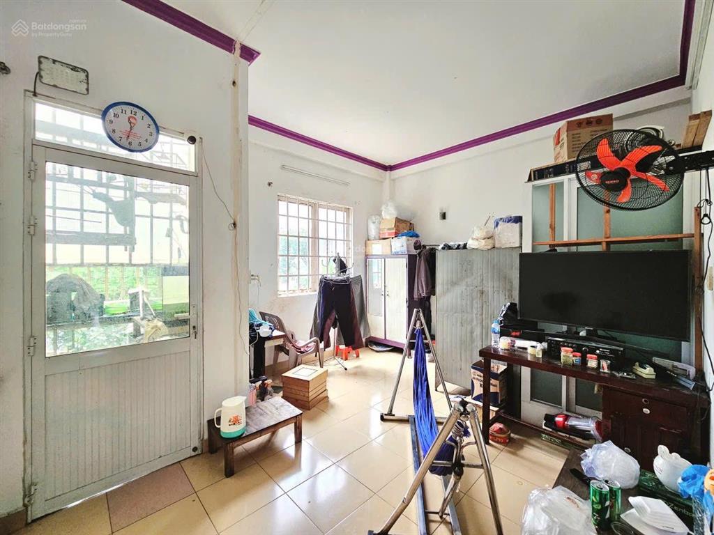 Bán nhà mặt tiền man thiện sổ mới công chứng sang tên ngay