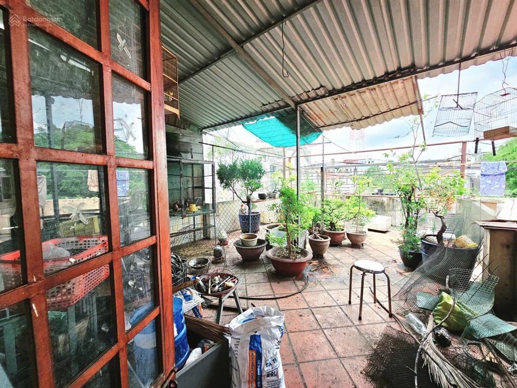 Bán nhà mặt tiền man thiện sổ mới công chứng sang tên ngay