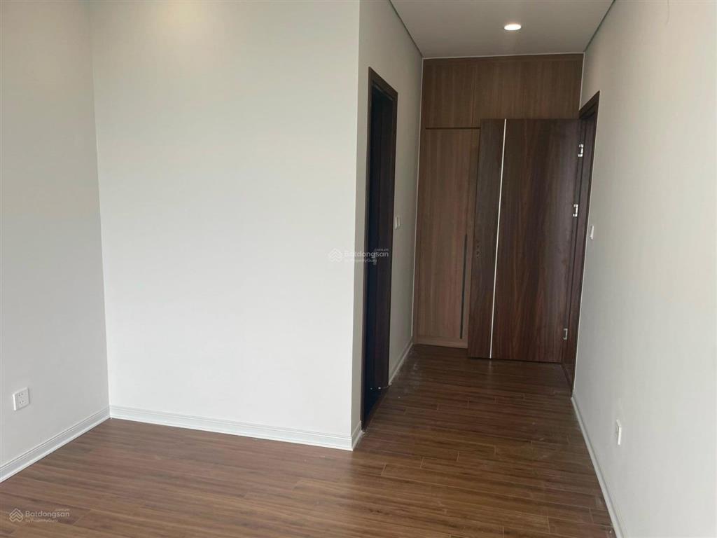 Chính chủ bán căn hộ 2pn  75m2  sẵn sổ, tại bình minh garden, 6,05 tỷ  0982 998 ***