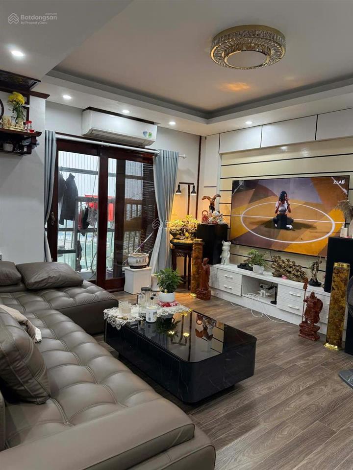 Tôi chính chủ bán căn 2 ngủ hoa hậu tòa gemek 1, full nội thất đẹp như hình