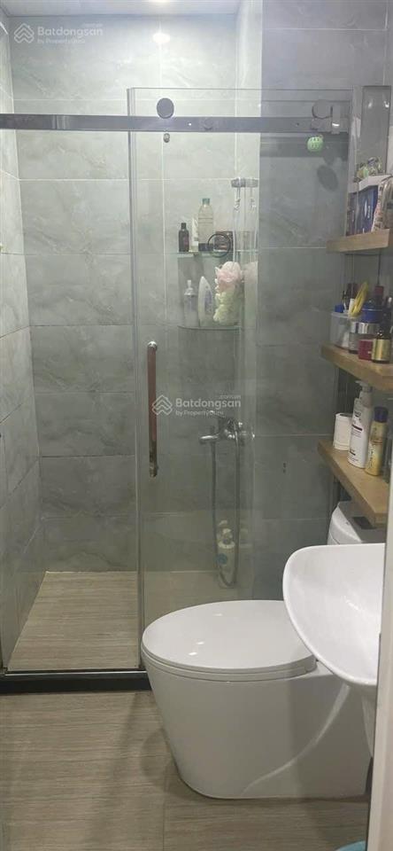 Chính chủ bán căn 2n2vs, 66m2 tòa gemek 2  căn đẹp view vinsmart giá nhỉnh 4 tỷ