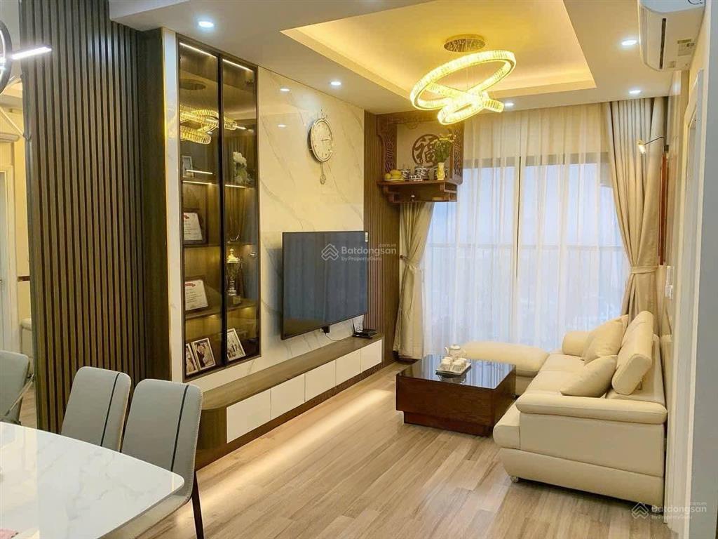 Nội thất như hình em cần bán căn 2n2vs tòa 32t golden an khánh giá đầu tư