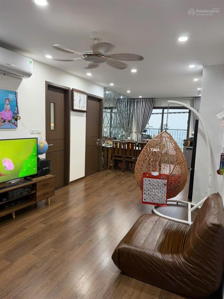 Chủ nhà cần tiền giảm giá 300 triệu cho căn 2pn2vs, 70m2, tòa thăng long capital có slot để oto
