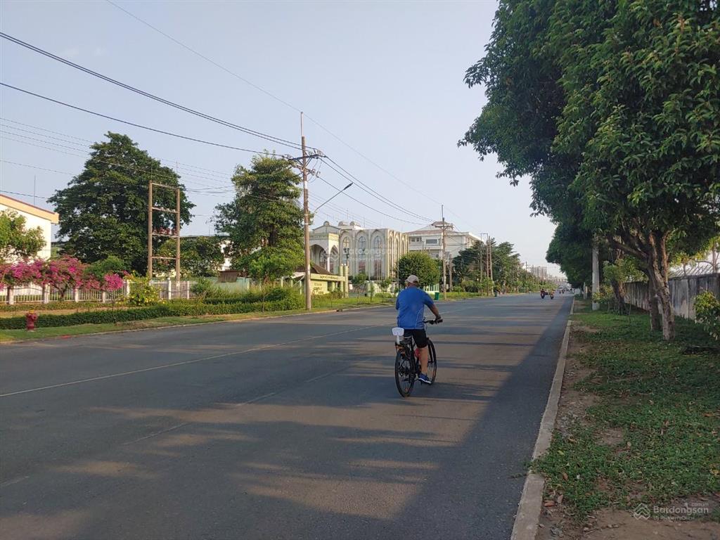 Bán kho xưởng trong khu chế xuất tân thuận  mr cường  0909 415 ***