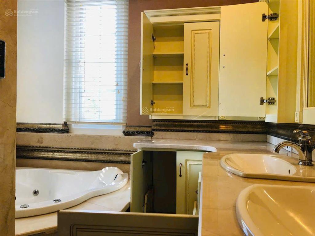 Cho thuê biệt thự đơn lập siêu sang, phú mỹ hưng tp.hcm