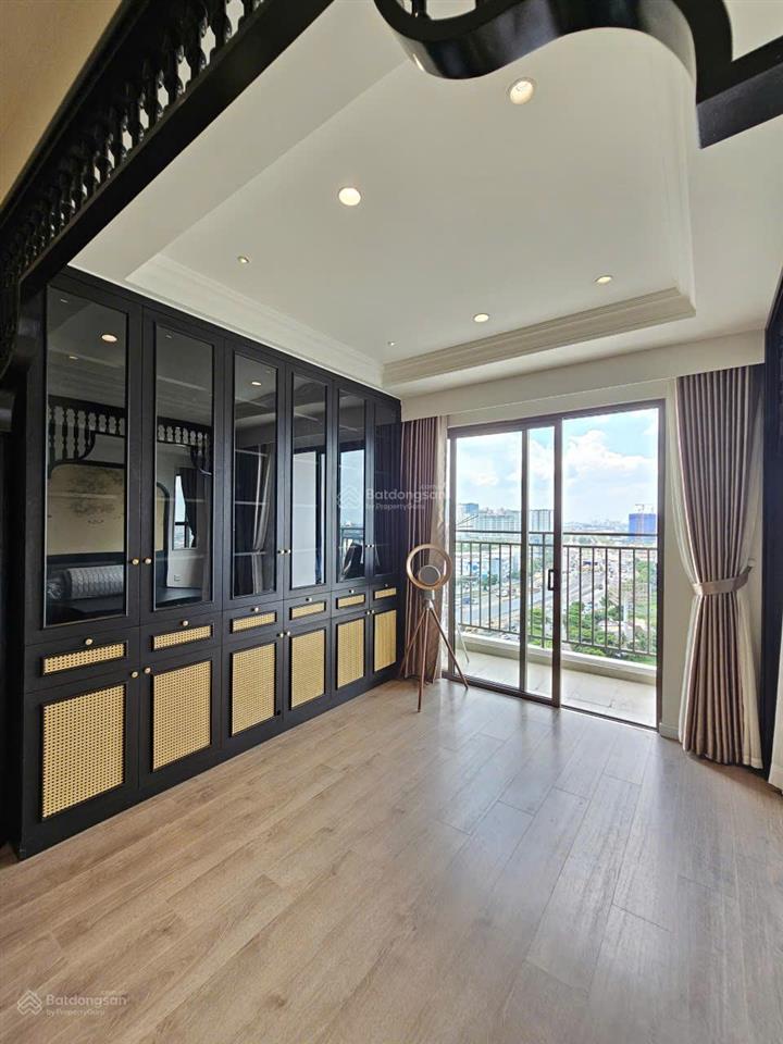Bán 1pn the sun avenue nội thất đẹp sẵn sổ giá chỉ 4,9x tỷ