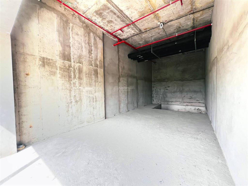 Chuyên bán shophouse 85m2 giá 16 tỷ có 2 tầng mặt tiền victoria village