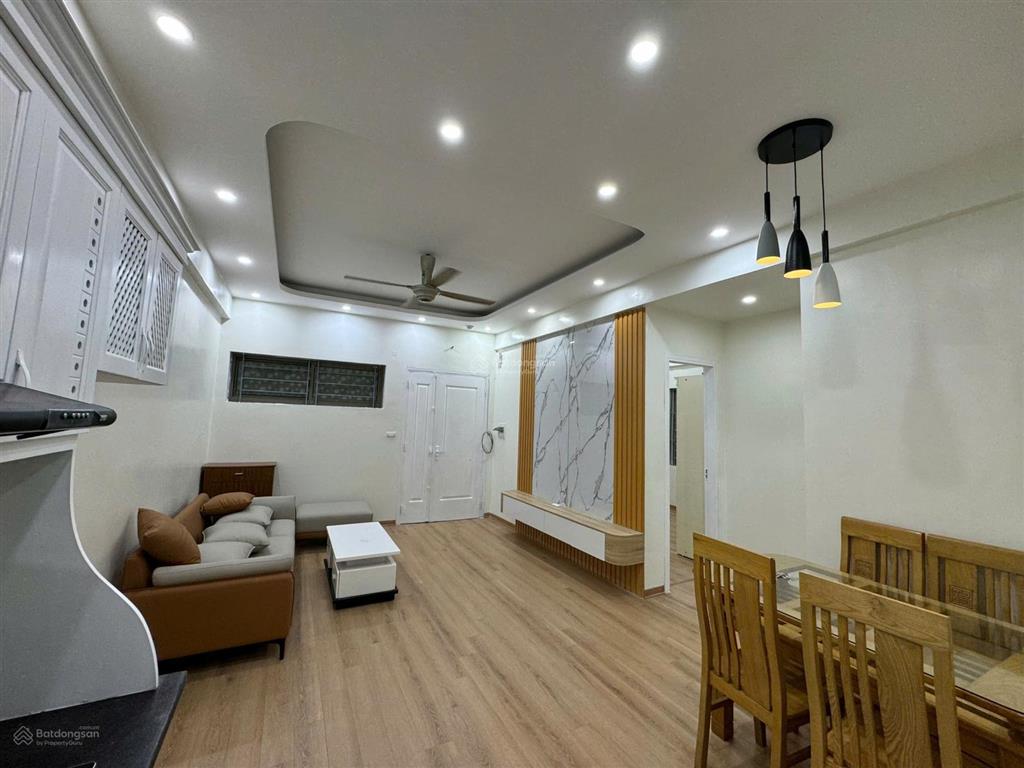 Tôi cần bán nhanh căn hộ 64m2 tòa ct6b thiết kế 2 phòng ngủ đẹp, thoáng, rẻ nhất xa la