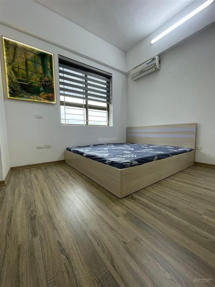 Cần bán nhanh căn hộ chung cư cực đẹp, dt 70m2 tòa ct4  kđt xa la.  0989 862 ***