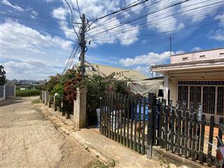 Chính chủ cần bán nhà đường ô tô 317/9 nguyên tử lực, p. lâm viên, đà lạt